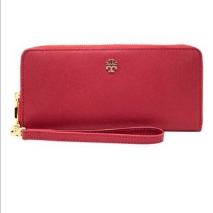 Kir Royale Emerson Passport Continental Saffiano Leather Wallet